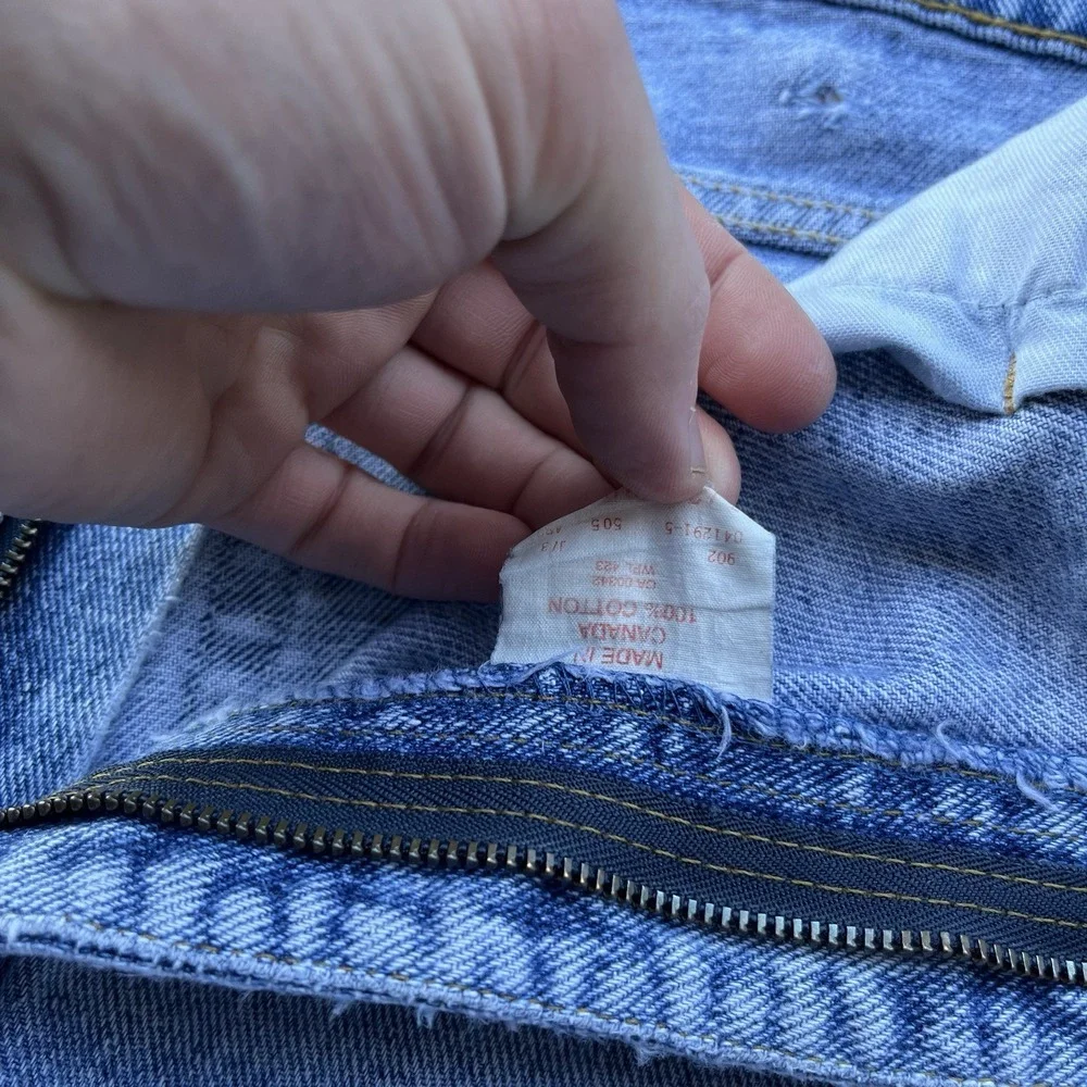 Vintage 90's Levi's 505 Light Wash Denim Jeans Distressed Faded 36x30